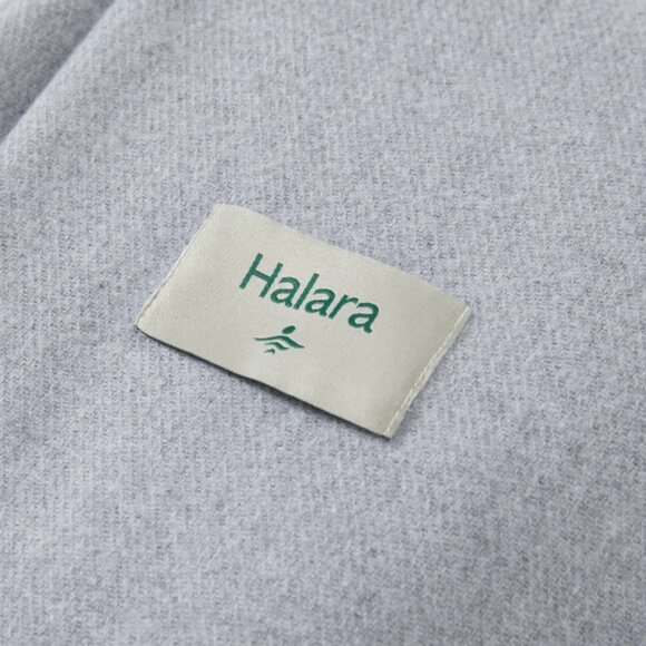 🆕 Halara Grey Knit Fringe Casual Scarf NWT Neutral Minimalist Aesthetic - Picture 3 of 5